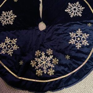 Vibrant blue velvet Christmas tree skirt